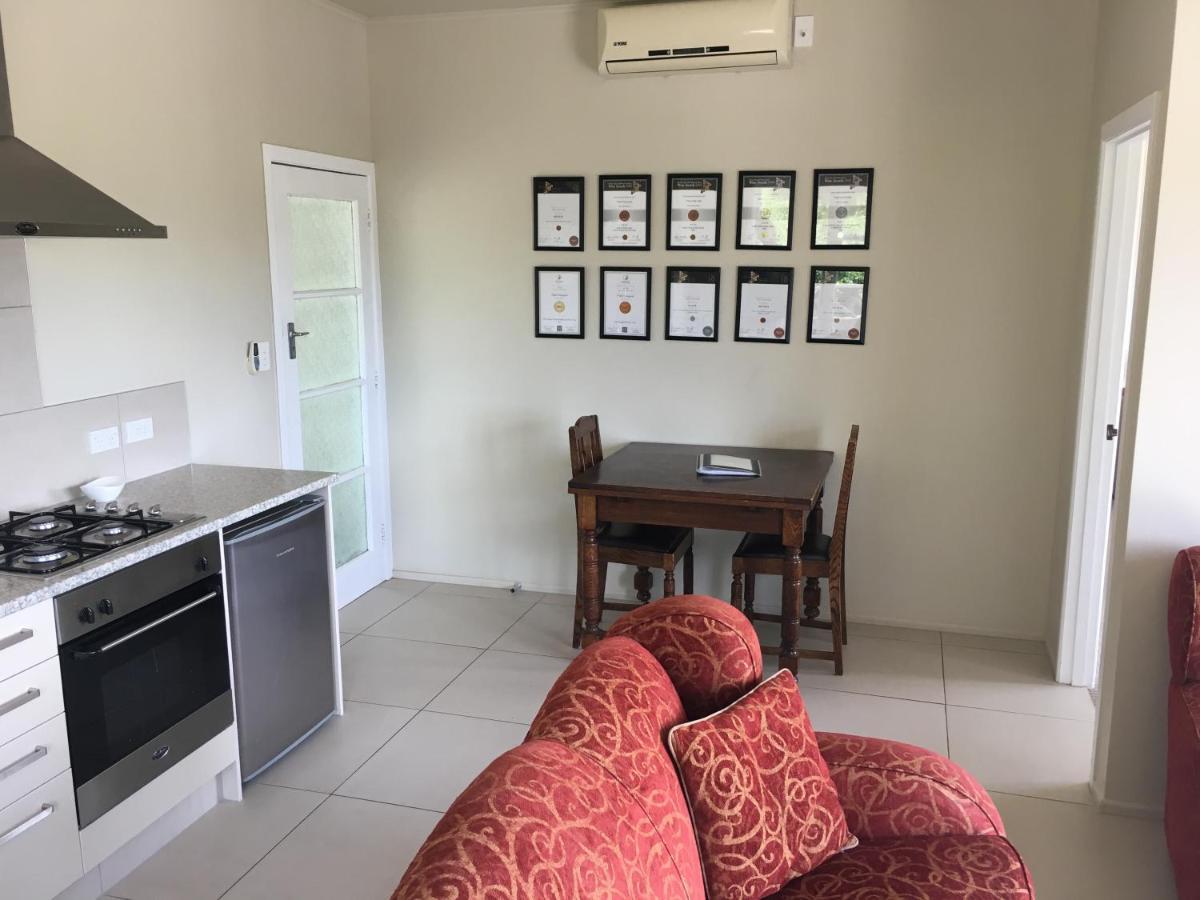 Tuki Vineyard Cottage Havelock North Dış mekan fotoğraf